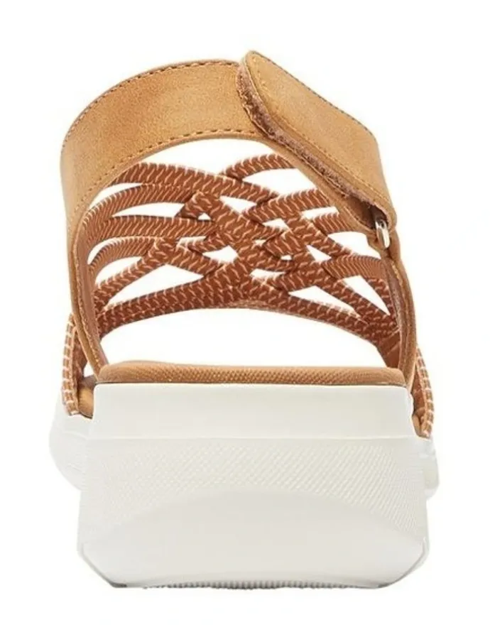 Active Flex Luna Sandals in Tan
