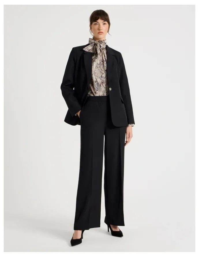 Basque Drape Twill Single Breasted Blazer in Black