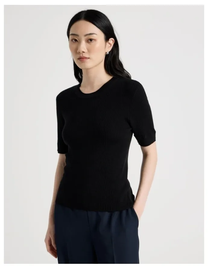 Basque Short Sleeve Double Layer Knit Tee in Black