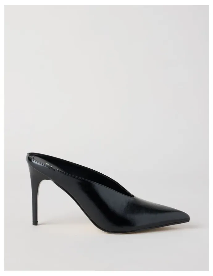 Blaq Claudia Heeled Shoes in Black Glaze