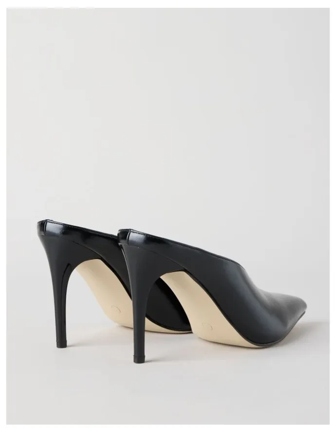 Blaq Claudia Heeled Shoes in Black Glaze