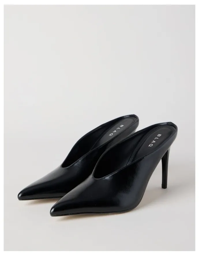 Blaq Claudia Heeled Shoes in Black Glaze