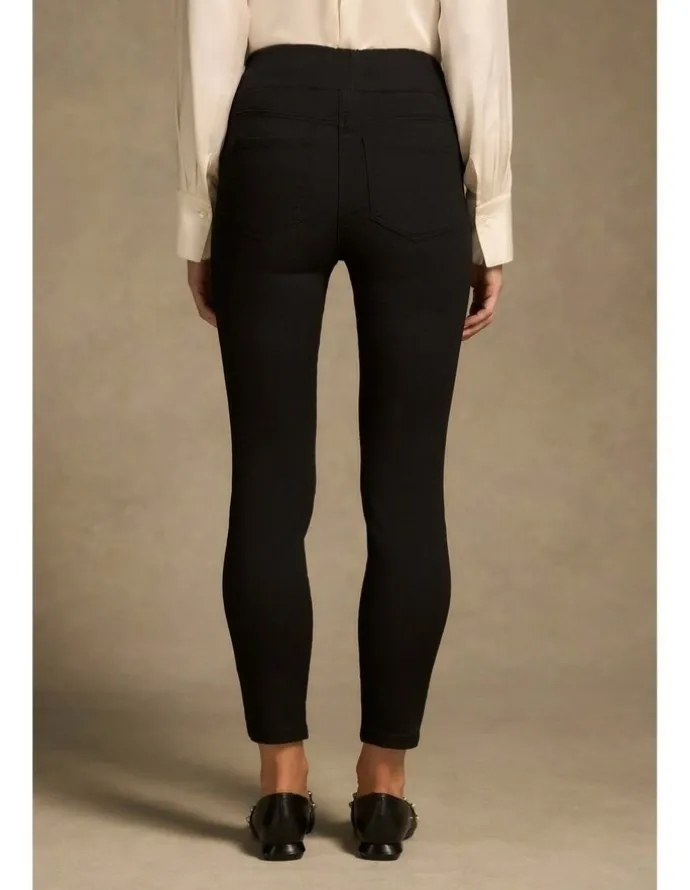 Blue Illusion Bengajean(R) 7/8 Skinny Leg - Black