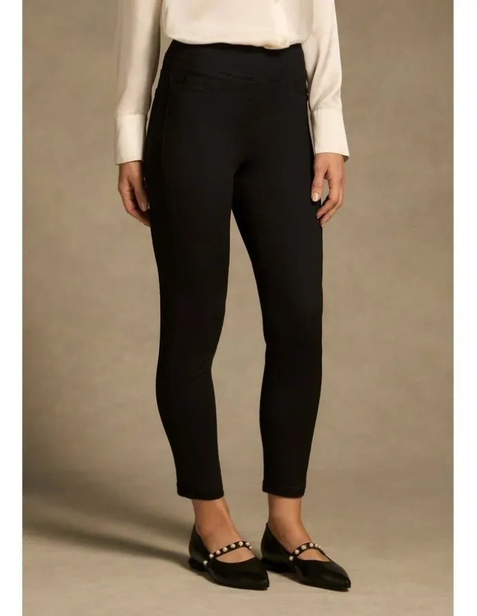 Blue Illusion Bengajean(R) 7/8 Skinny Leg - Black