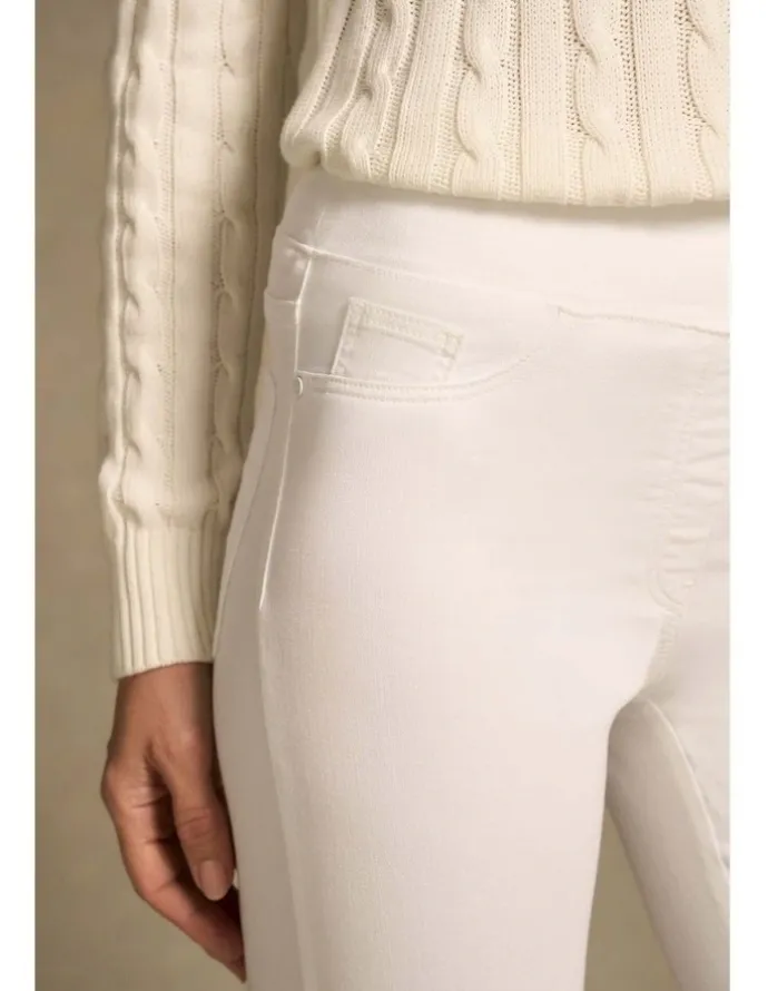 Blue Illusion Bengajean(R) 7/8 Skinny Leg - White