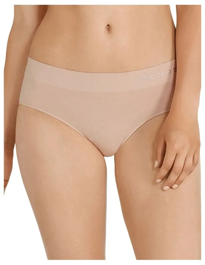 Bonds Seamless Midi Brief in Beige