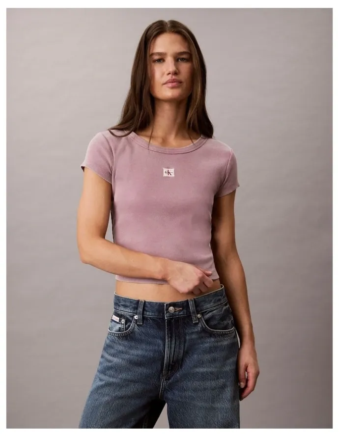 Calvin Klein Jeans Woven Label Rib Baby Tee in Dusky Orchid
