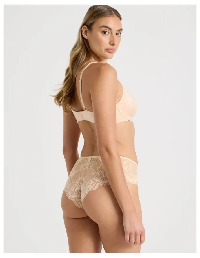 Chloe & Lola Captivate Luxe Micro & Lace Hipster in Beige