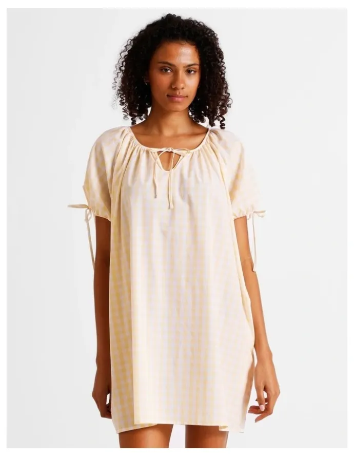Chloe & Lola Divine Puff Sleeve Short Nightie in Apricot Gingham Y/D Print