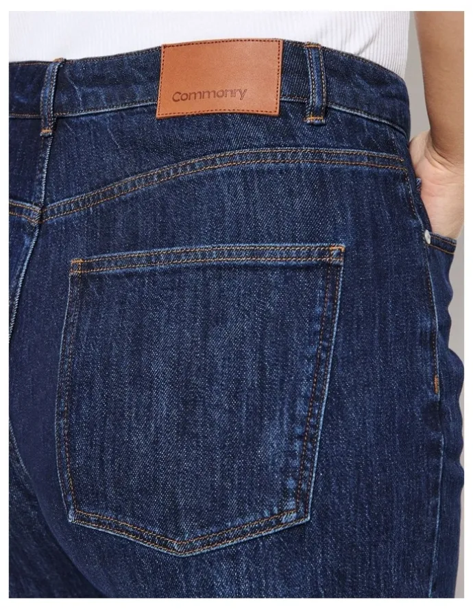 Commonry Denim Short in Blue