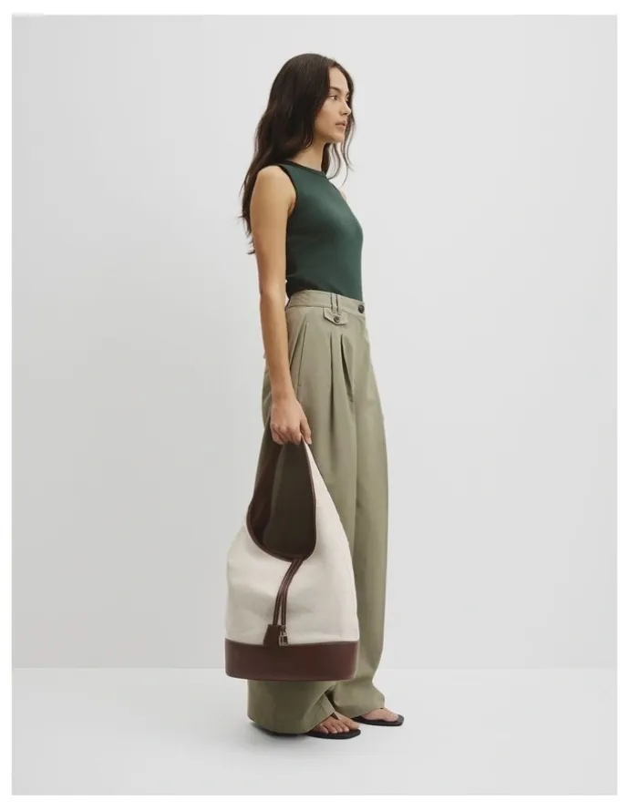 Country Road Cr Lock Hobo Bag in Mocha