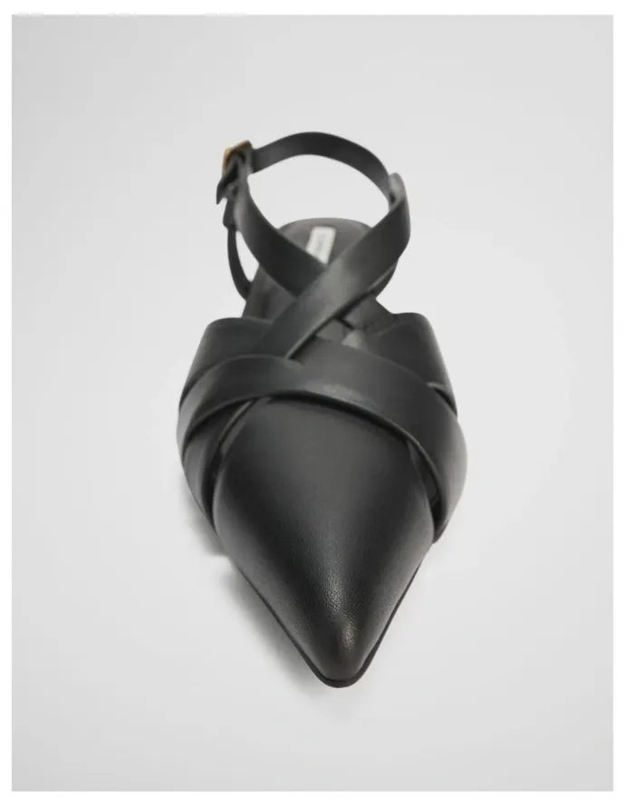 Country Road Mila Heel in Black