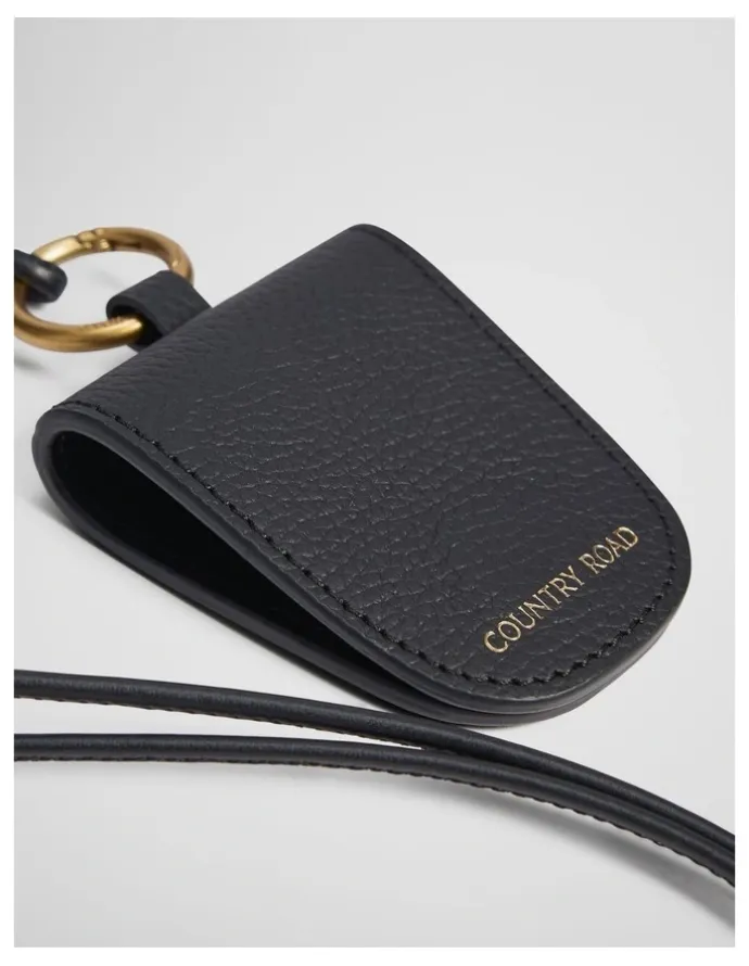 Country Road Remi Clip On Charm in Black