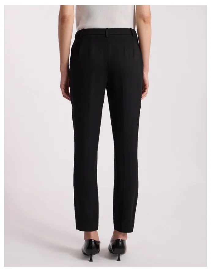 David Lawrence Edna Tapered Pant in Black