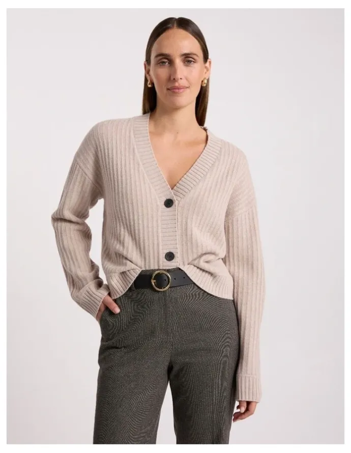 David Lawrence Zulu Merino Cardigan in Pebble