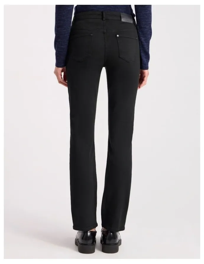 David Lawrence Amanda Slim Leg Jean in Black