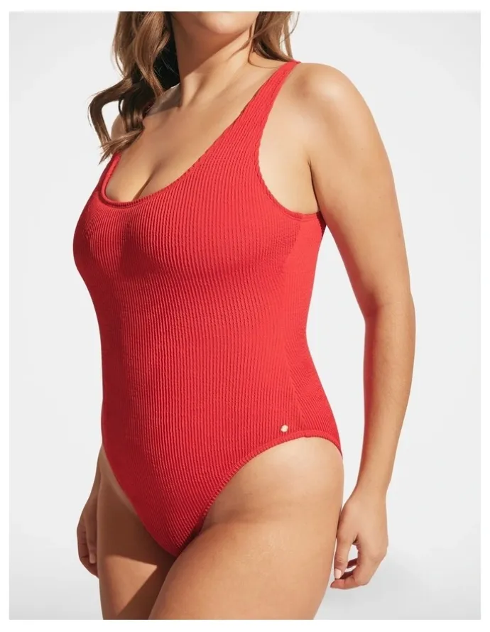 DECJUBA Crinkle Scoop One Piece in Red