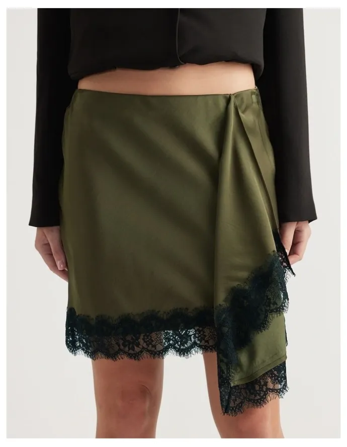 Decjuba Karla Lace Mini Skirt