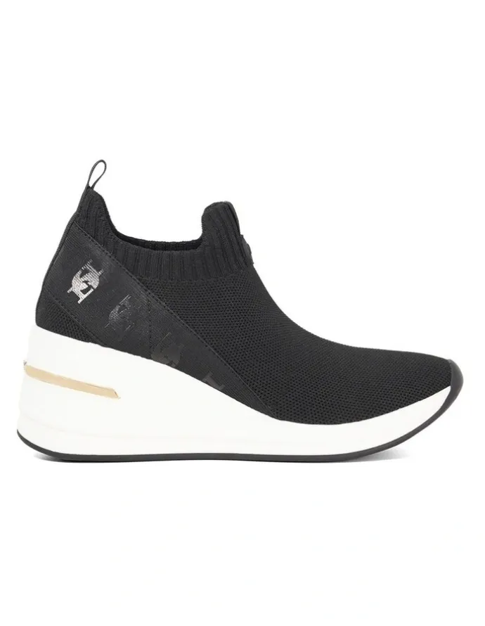 Dune London Elevates Knit Runner In Black