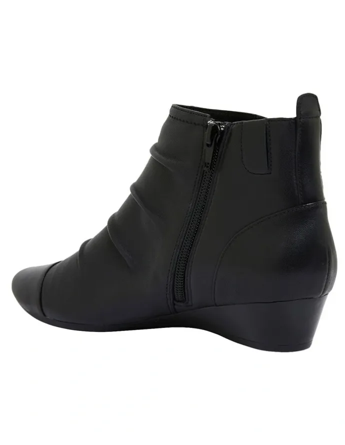 Easy Steps Glove Boots Seville Black