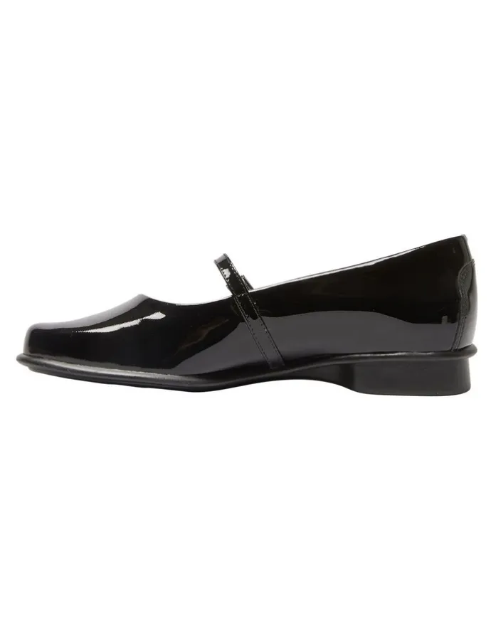 Easy Steps Katrina Flat Shoes in Black Patent