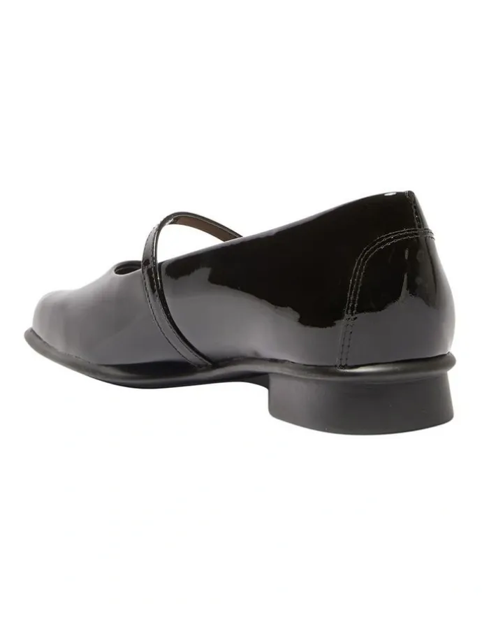Easy Steps Katrina Flat Shoes in Black Patent