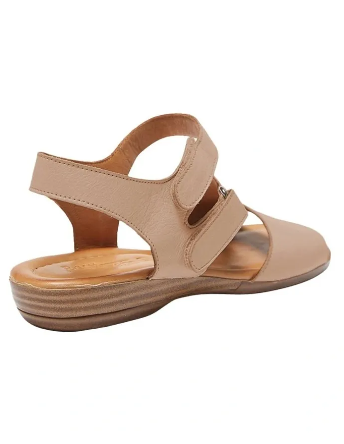 Easy Steps Kenya Sandals in Taupe Leather
