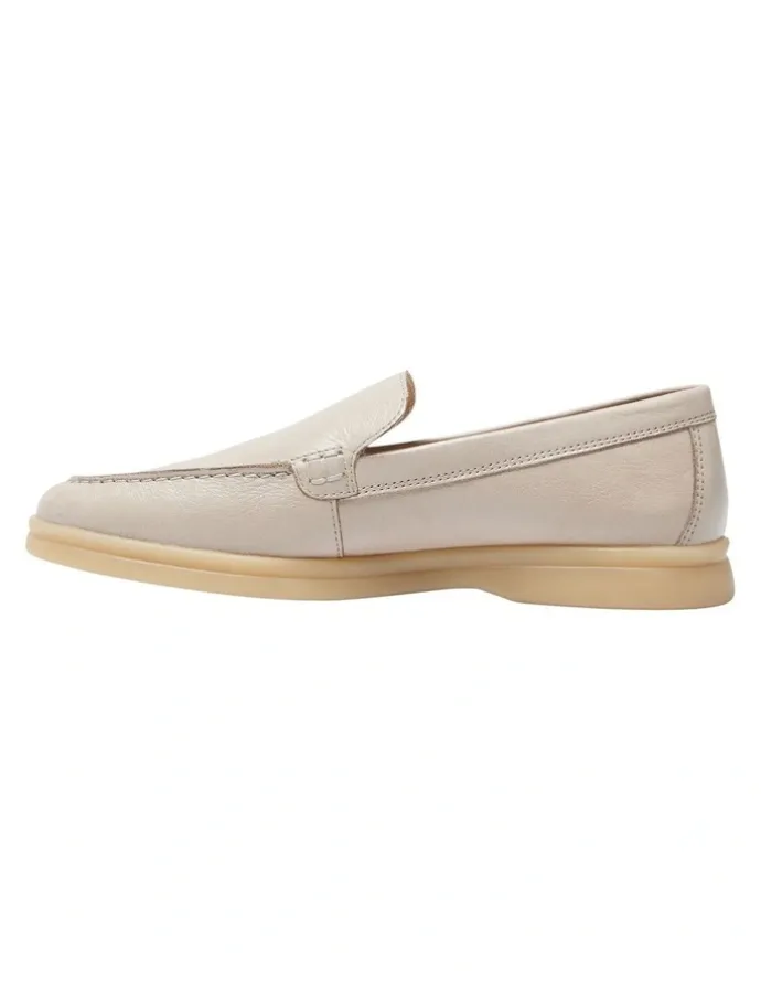 Easy Steps Orlando Loafers in Light Grey Leather