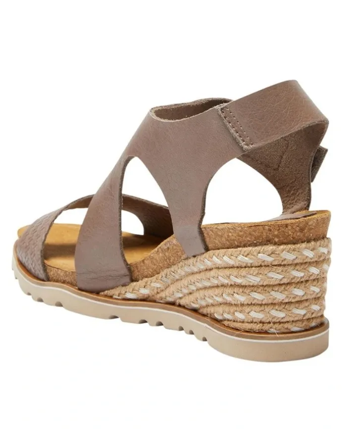 Easy Steps Theo Sandals in Taupe Leather