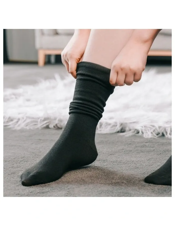 Flightmode Travel Anti-Fatigue Flight Compression Socks L in Black