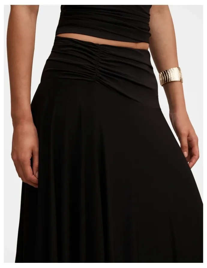Forever New Ariel Godet Hanky Hem Skirt in Black