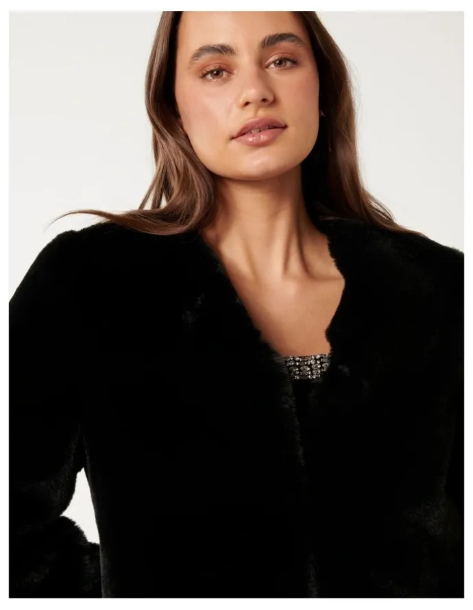 Forever New Lana Faux Fur Coat in Black