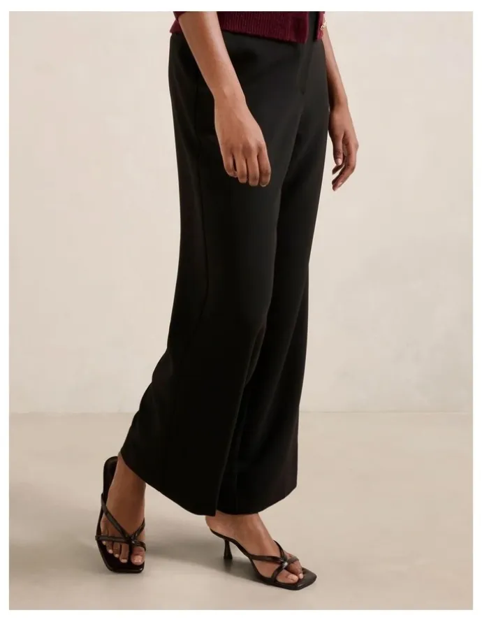Forever New Petite Freya High Waist Wide Leg Pants in Black