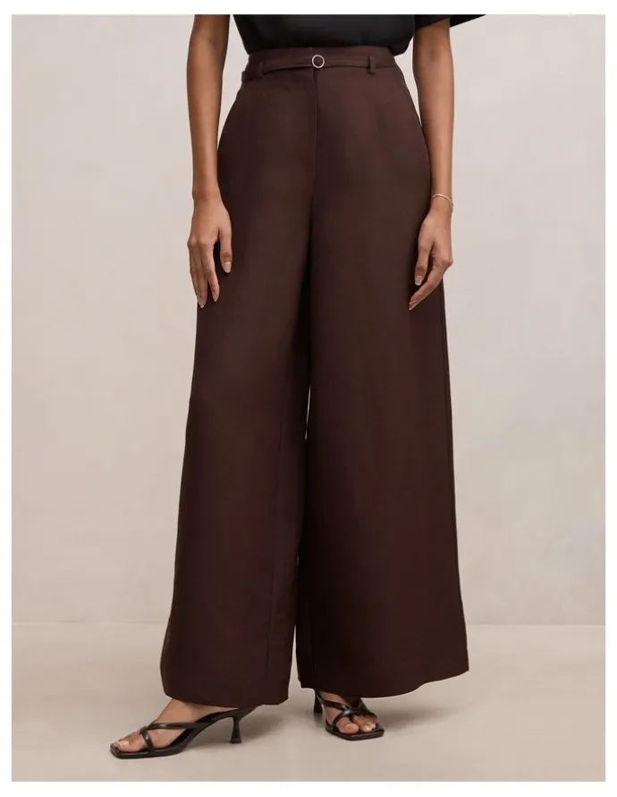 Forever New Petite Matilda Linen Blend Pants in Brown
