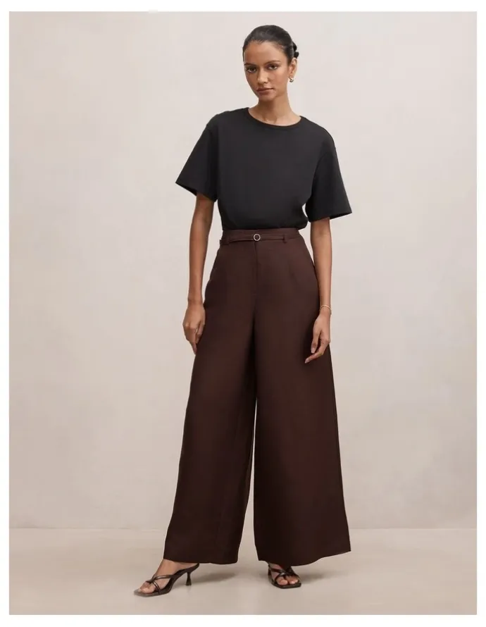 Forever New Petite Matilda Linen Blend Pants in Brown