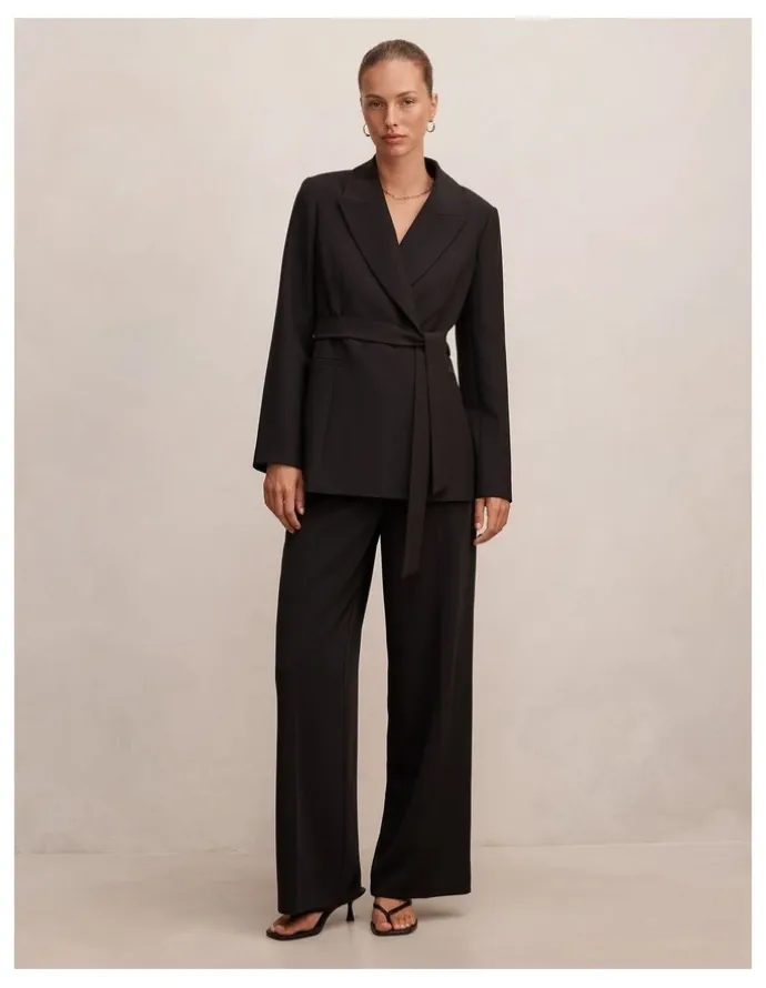 Forever New Bella Belted Blazer in Black
