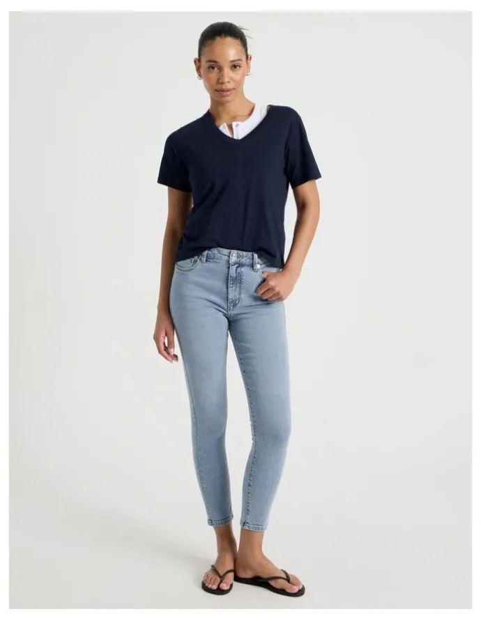 GRAB Skinny Mid Rise Jean With Short Inseam in Light Indigo