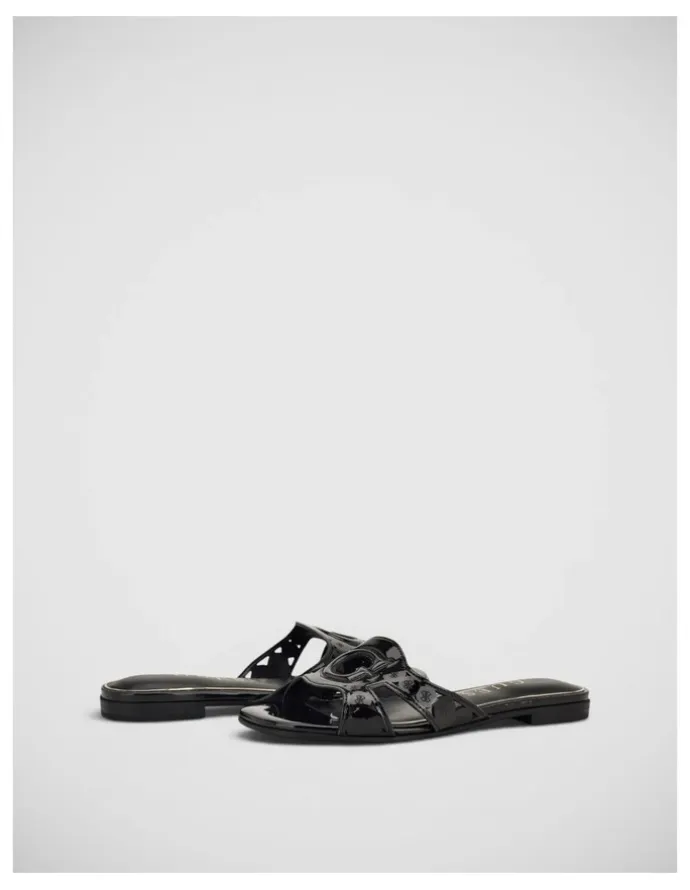 Guess Ciesta Sandals in Black