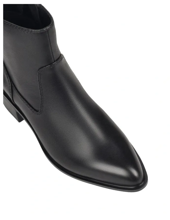Hush Puppies Quartz Boot in Black