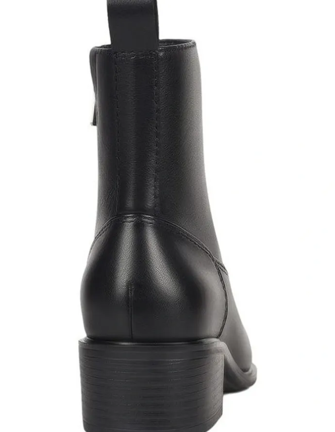 Hush Puppies Quartz Boot in Black