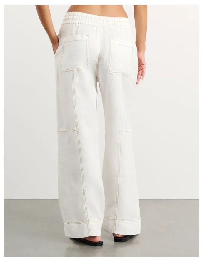 JAG Sabine Linen Relaxed Leg Pant in White