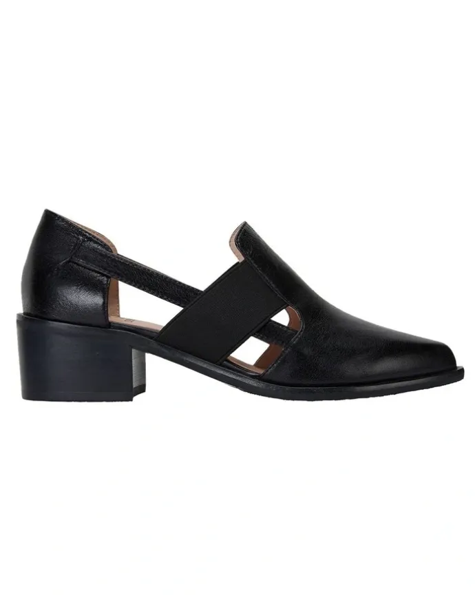 Jane Debster Expose Black Oil Heeled Shoes