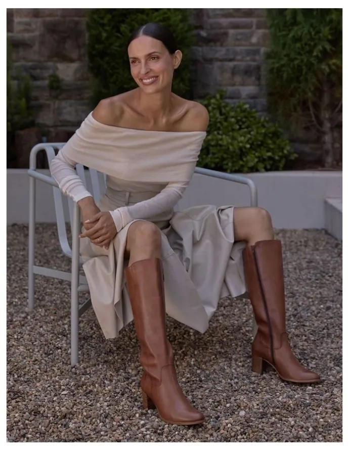 Jane Debster Germaine Boots in Mid Brown Glove