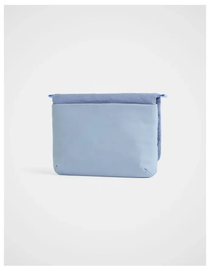 kikki.K TREK. Pouch Crossbody in Cloud