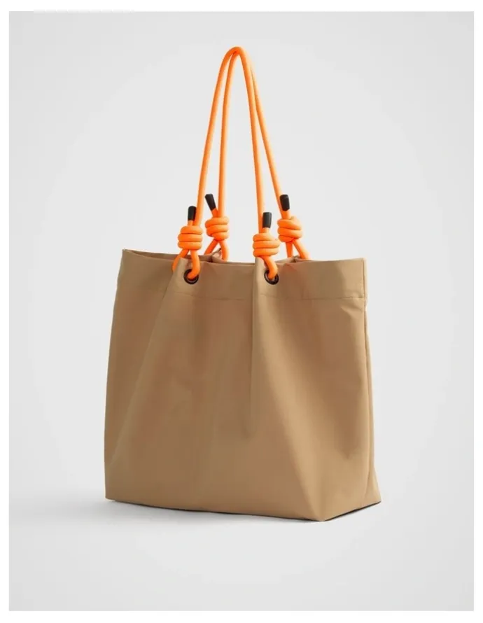 kikki.K TREK. Tote Bag in Camel
