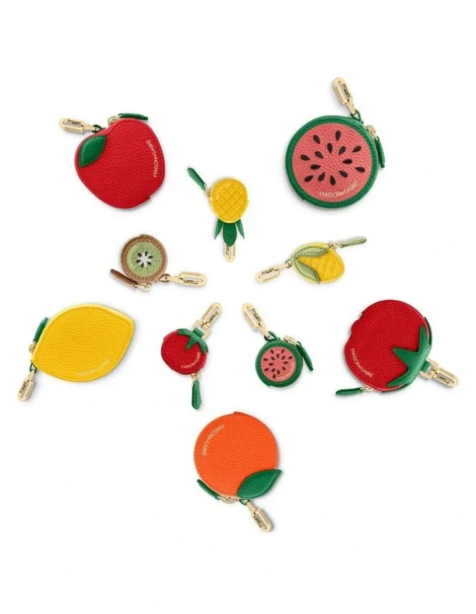 MAISON de SABRÉ The SABRÉMOJI™ Fruit Coin Purse in Apple