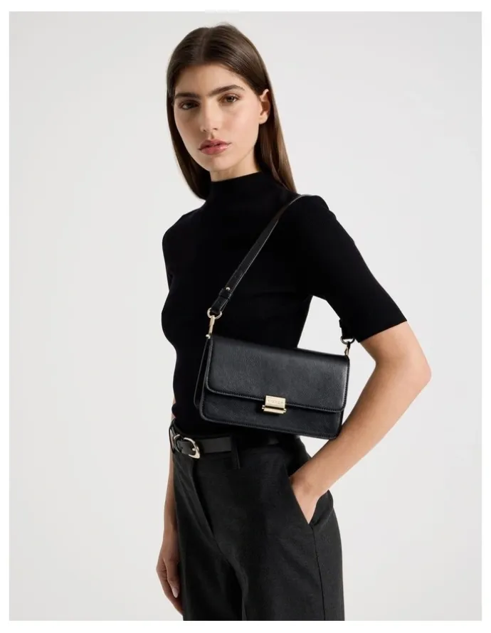 Marcs Lyon Shoulder Bag in Black
