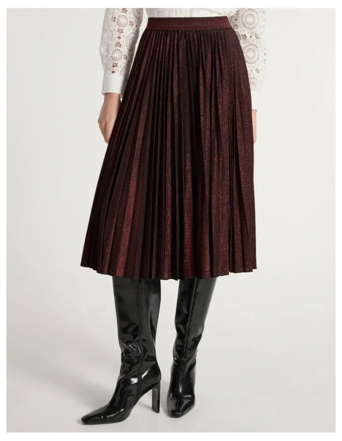Marcs Stallion Jersey Skirt in Ruby Port