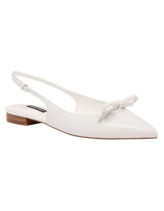 Nine West Lonzza Flat in White