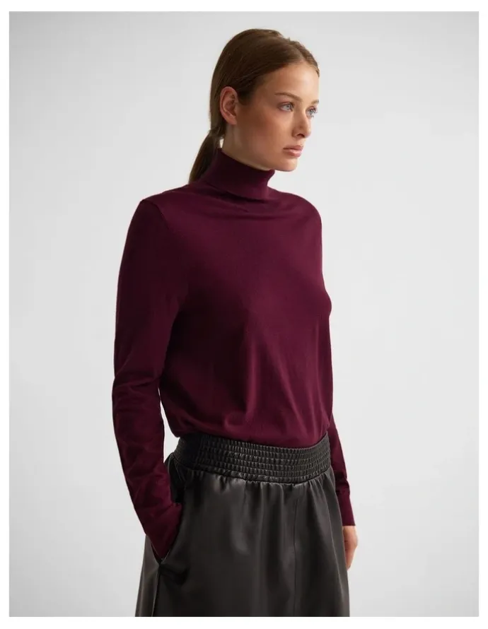 Oxford Ela Turtle Neck Knit in Cocoberry